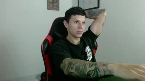 Snapshot of masterdave7 chatting on 11-22-25, 11:09 Dave online show from 11-22-25, 11:09