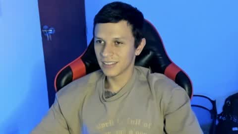 Snapshot of masterdave7 chatting on 04-05-26, 04:15 Dave online show from 04-05-26, 04:15