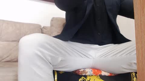 Snapshot of masterdickjuicy chatting on 10-22-25, 03:07 Lord bbc online show from 10-22-25, 03:07