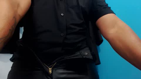 Snapshot of masterdickjuicy chatting on 10-27-25, 12:58 Lord bbc online show from 10-27-25, 12:58