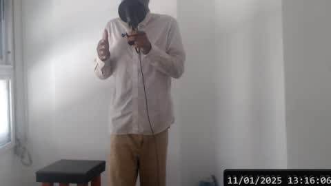 Snapshot of masterdomfuck chatting on 01-11-25, 04:14 Masterdomfuck online show from 01-11-25, 04:14