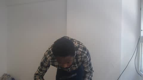 Snapshot of masterdomfuck chatting on 01-15-25, 03:29 Masterdomfuck online show from 01-15-25, 03:29