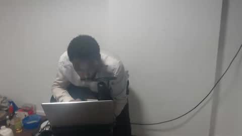 Snapshot of masterdomfuck chatting on 01-16-25, 12:02 Masterdomfuck online show from 01-16-25, 12:02