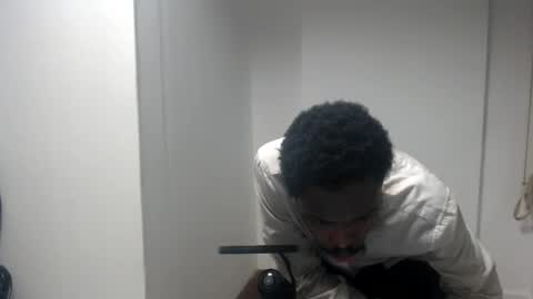 Snapshot of masterdomfuck chatting on 01-20-25, 01:07 Masterdomfuck online show from 01-20-25, 01:07