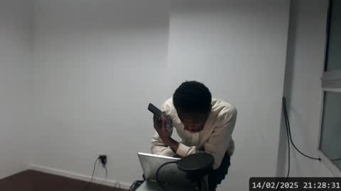 Snapshot of masterdomfuck chatting on 02-15-25, 12:26 Masterdomfuck online show from 02-15-25, 12:26