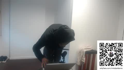 Snapshot of masterdomfuck chatting on 09-09-25, 10:26 Masterdomfuck online show from 09-09-25, 10:26