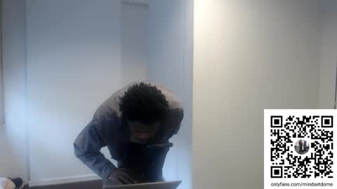 Snapshot of masterdomfuck chatting on 09-10-25, 02:17 Masterdomfuck online show from 09-10-25, 02:17