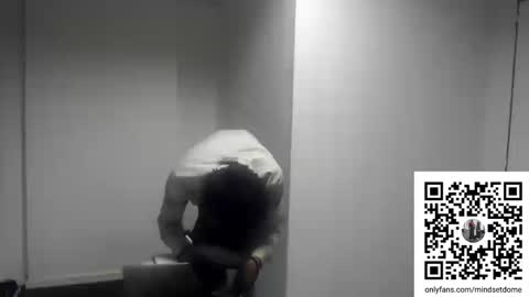 Snapshot of masterdomfuck chatting on 09-22-25, 10:56 Masterdomfuck online show from 09-22-25, 10:56