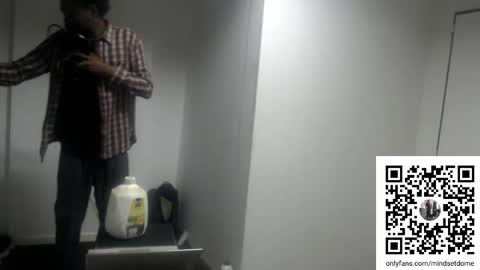 Snapshot of masterdomfuck chatting on 10-23-25, 12:21 Masterdomfuck online show from 10-23-25, 12:21