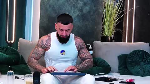 masterkingofmuscle online show from 01-21-25, 06:54