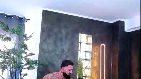 masterkingofmuscle online show from 10-21-25, 06:36