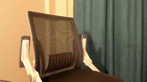 Snapshot of mastermiko chatting on 02-09-25, 11:57 Silly Rabbit online show from 02-09-25, 11:57