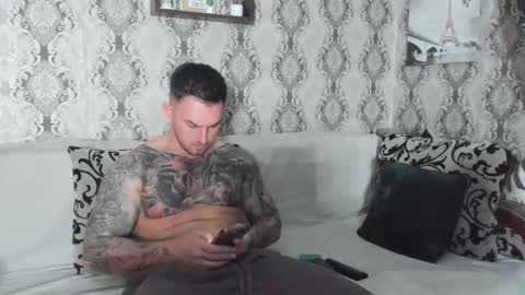 Snapshot of mastermusclejon chatting on 12-16-24, 09:31 Jon online show from 12-16-24, 09:31