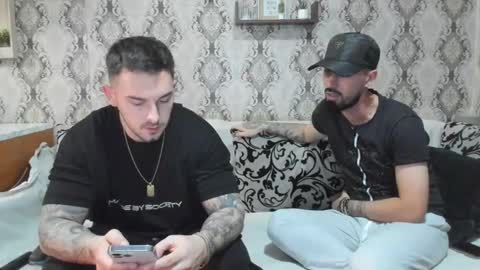 Snapshot of mastermusclejon chatting on 01-05-25, 09:03 Jon online show from 01-05-25, 09:03