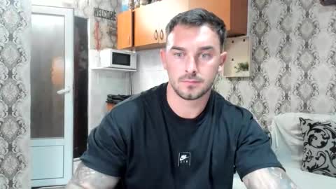 Snapshot of mastermusclejon chatting on 09-10-25, 07:47 Jon online show from 09-10-25, 07:47