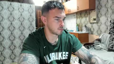 Snapshot of mastermusclejon chatting on 12-04-25, 08:50 Jon online show from 12-04-25, 08:50