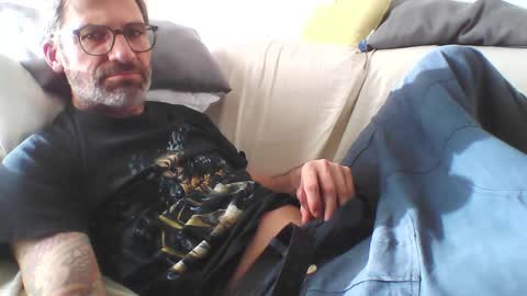 Snapshot of masterp17 chatting on 12-12-24, 02:22 Master P online show from 12-12-24, 02:22