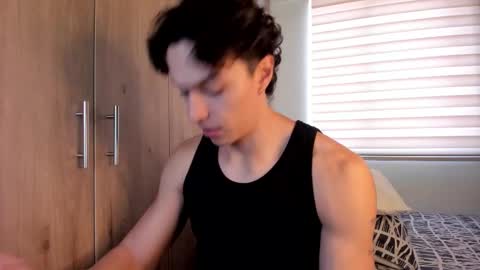 mastrangelo_x online show from 11-23-25, 08:41