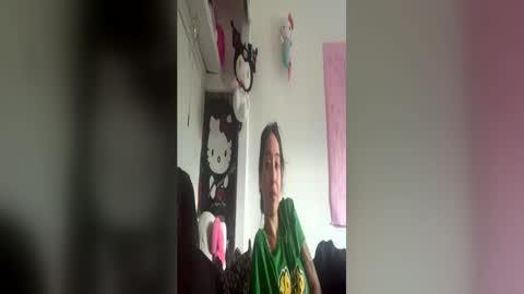 Snapshot of masturbatingmariamiller chatting on 06-12-26, 03:27 masturbatingmariamiller online show from 06-12-26, 03:27