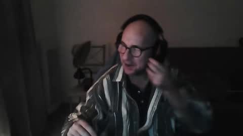 mat11efou online show from 09-28-25, 08:36