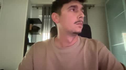 Aaron online show from 11-11-25, 04:29