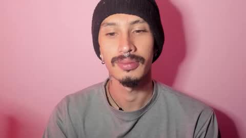 Mateo online show from 02-16-25, 01:49