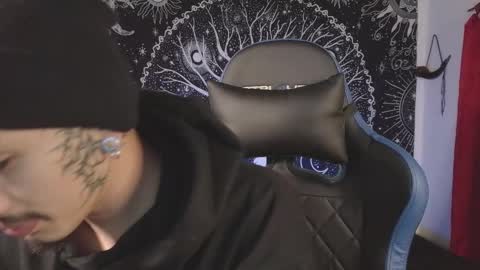 Mateo online show from 10-25-25, 12:40