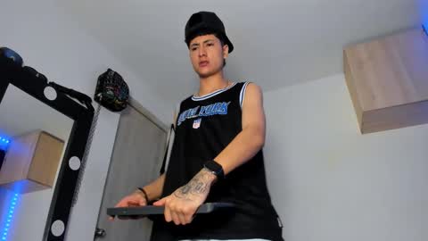 Snapshot of mateo_escobar chatting on 09-09-25, 04:12 mateo_escobar online show from 09-09-25, 04:12