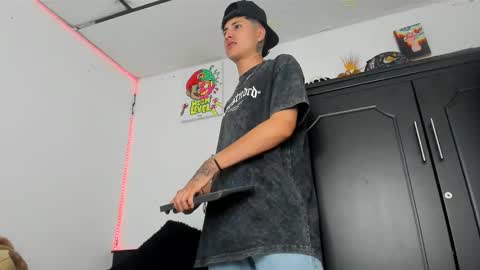 Snapshot of mateo_escobar chatting on 11-01-25, 07:27 mateo_escobar online show from 11-01-25, 07:27