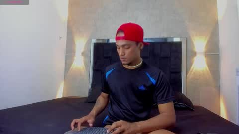 Mateo and Noah online show from 11-04-25, 04:28