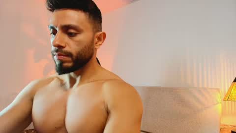 Snapshot of mateo_vega_ chatting on 06-25-26, 05:12 MATEO online show from 06-25-26, 05:12