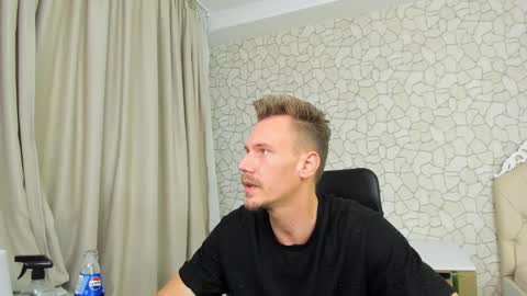 MateoBenjamin online show from 12-19-24, 08:44