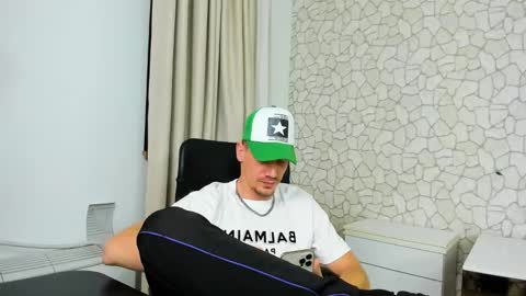 MateoBenjamin online show from 01-07-25, 08:31