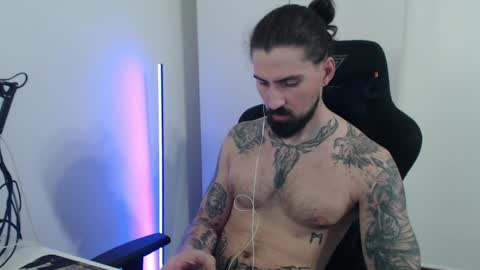 Snapshot of mateohalifa chatting on 05-11-26, 12:11 mateohalifa online show from 05-11-26, 12:11