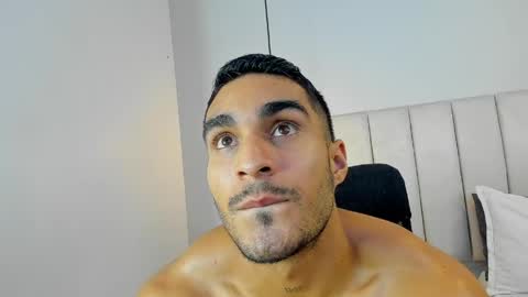 Mateo Zar online show from 04-21-26, 02:51