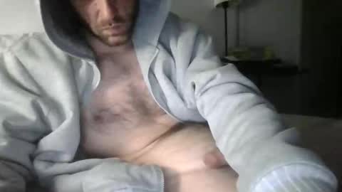 Snapshot of math0420 chatting on 01-07-26, 12:46 Mathias online show from 01-07-26, 12:46