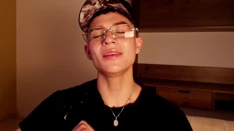 Matheo Montclair online show from 10-15-25, 09:26