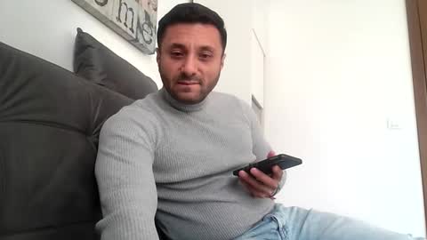 Snapshot of matheoplayboy chatting on 10-21-25, 06:36 PlayBoy online show from 10-21-25, 06:36