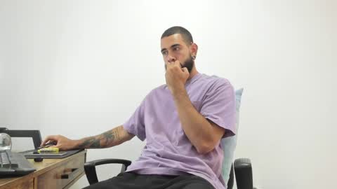 Matheus     online show from 02-03-25, 09:29