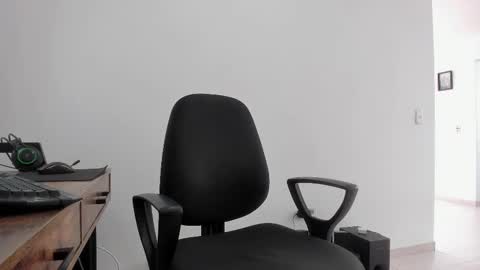 Matheus     online show from 10-21-25, 02:40