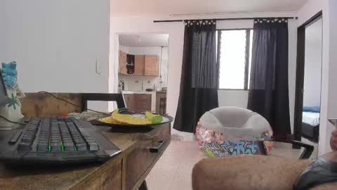 Snapshot of matheusbeard2 chatting on 05-06-26, 03:50 Matheus online show from 05-06-26, 03:50