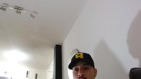 STRURIBE ON INSTAGRAM online show from 12-17-24, 04:53