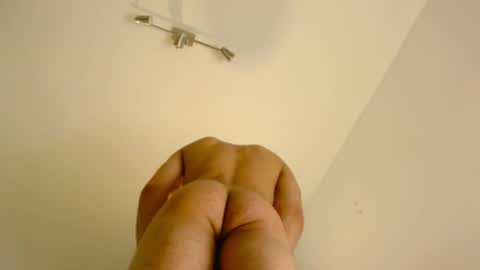 STRURIBE ON INSTAGRAM online show from 01-22-25, 10:48