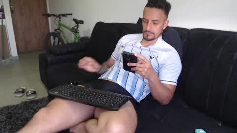 Snapshot of mathew_tatu chatting on 02-01-25, 03:28 ..................................................................................................onlyfans i am mathew online show from 02-01-25, 03:28