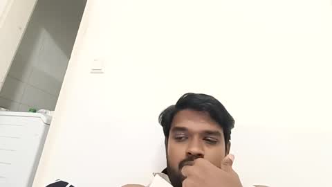 Snapshot of mathewanu chatting on 11-21-25, 06:17 mathewanu online show from 11-21-25, 06:17