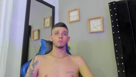 Snapshot of mathewboy2 chatting on 12-13-25, 07:53 mathewboy2 online show from 12-13-25, 07:53