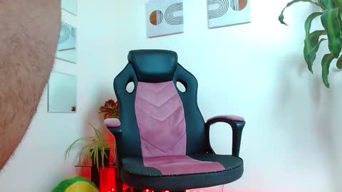 Snapshot of mathewhot3 chatting on 11-09-25, 12:53 mathewhot3 online show from 11-09-25, 12:53