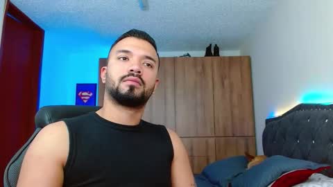 Snapshot of mathewhot3 chatting on 11-17-25, 10:04 mathewhot3 online show from 11-17-25, 10:04