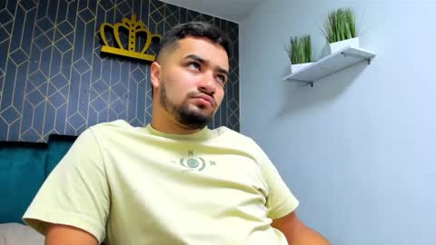 Mathews online show from 11-25-25, 11:43