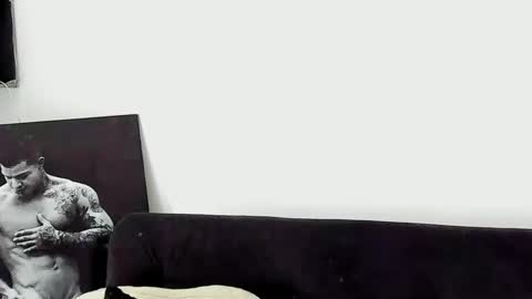 Snapshot of mathews_roses chatting on 09-22-25, 02:30 Marck Mathews online show from 09-22-25, 02:30